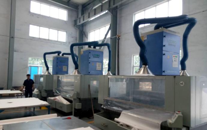 移動式雙臂焊煙凈化器.jpg 移動式雙臂焊煙凈化器.jpg