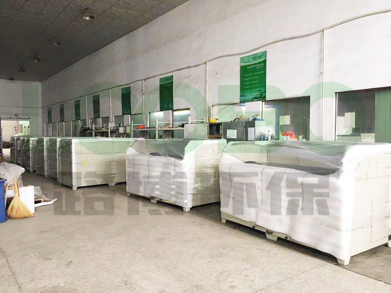 打磨拋光車間粉塵污染嚴重，打磨除塵臺安排上，車間空氣瞬間干凈了