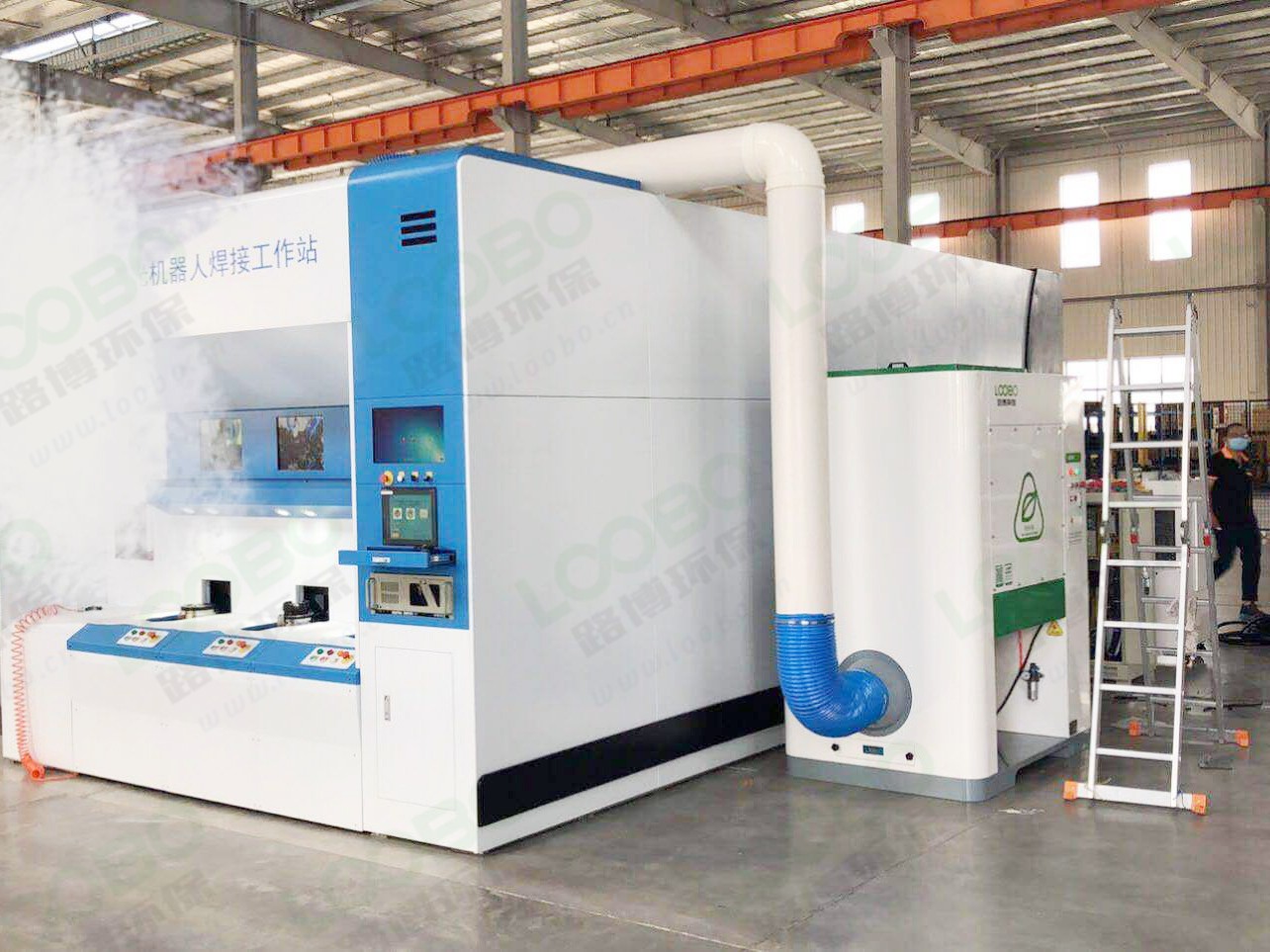 提升工作場所健康與安全，焊接機器人除塵設(shè)備的重要性 (2).jpg